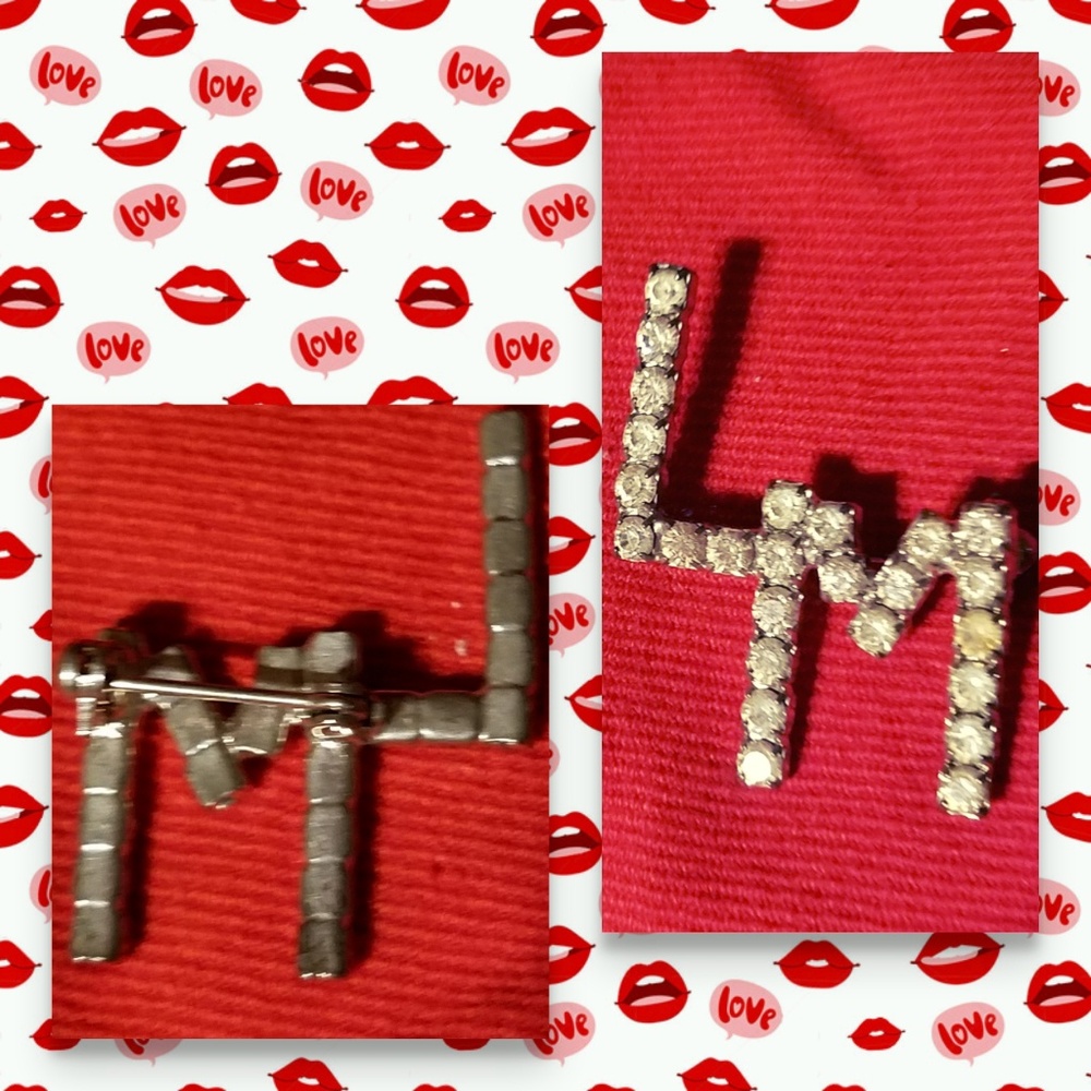 Vintage Rhinestone pin Letters 'LM'
